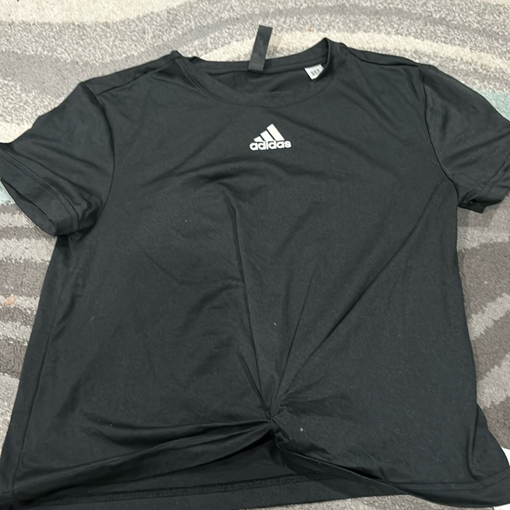 ⭐️ 2/$10 - Black ADIDAS tee